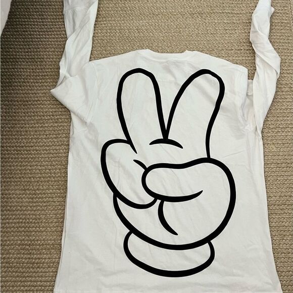 Disneyland Mickey Mouse mens long sleeve shirt size large white peace sign E145 - Picture 3 of 3